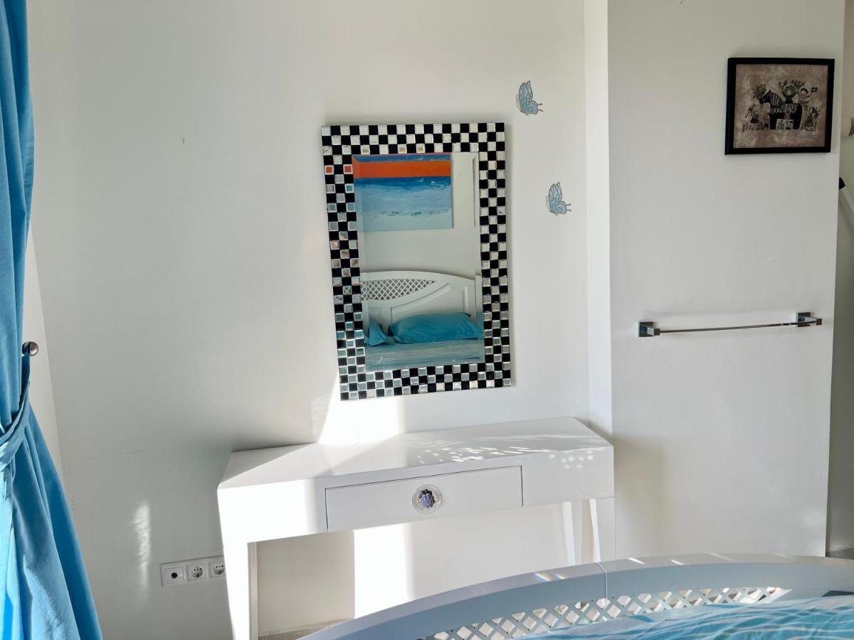 Odyssey Beach Front Apartment Χανιά Εξωτερικό φωτογραφία